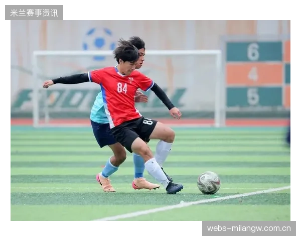 穆帅：从“小小少年”到“中国足球新星”的努力方向——如何在逆风中逆袭